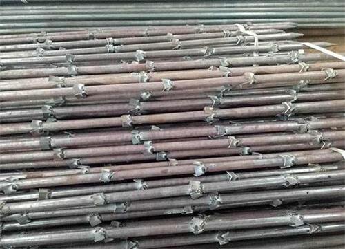 凤山隧道钢花管